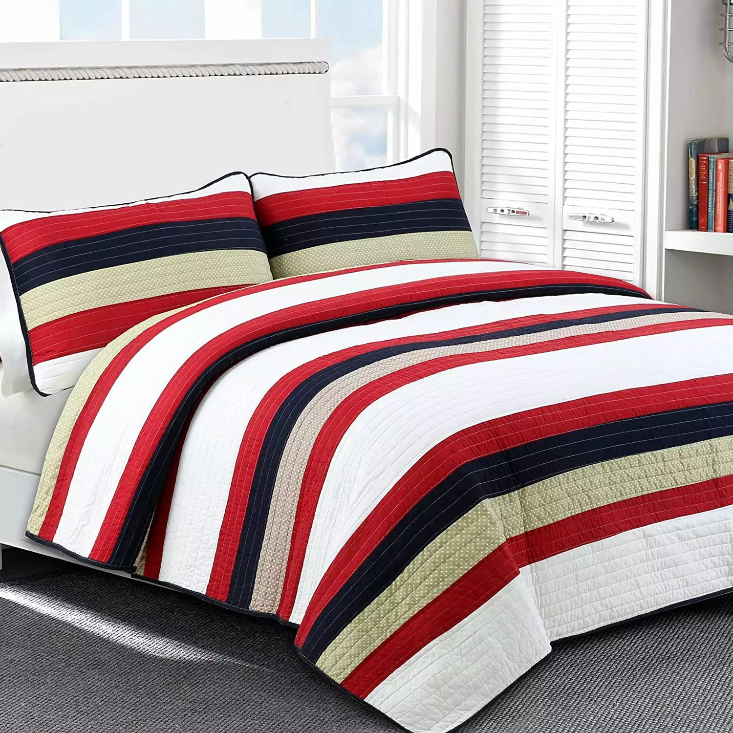 Cozy Line Home Fashions Black Red Striped Print Cotton Reversible Bedding Quilt Set (Rugby Stripe. Twin - 3 Piece)