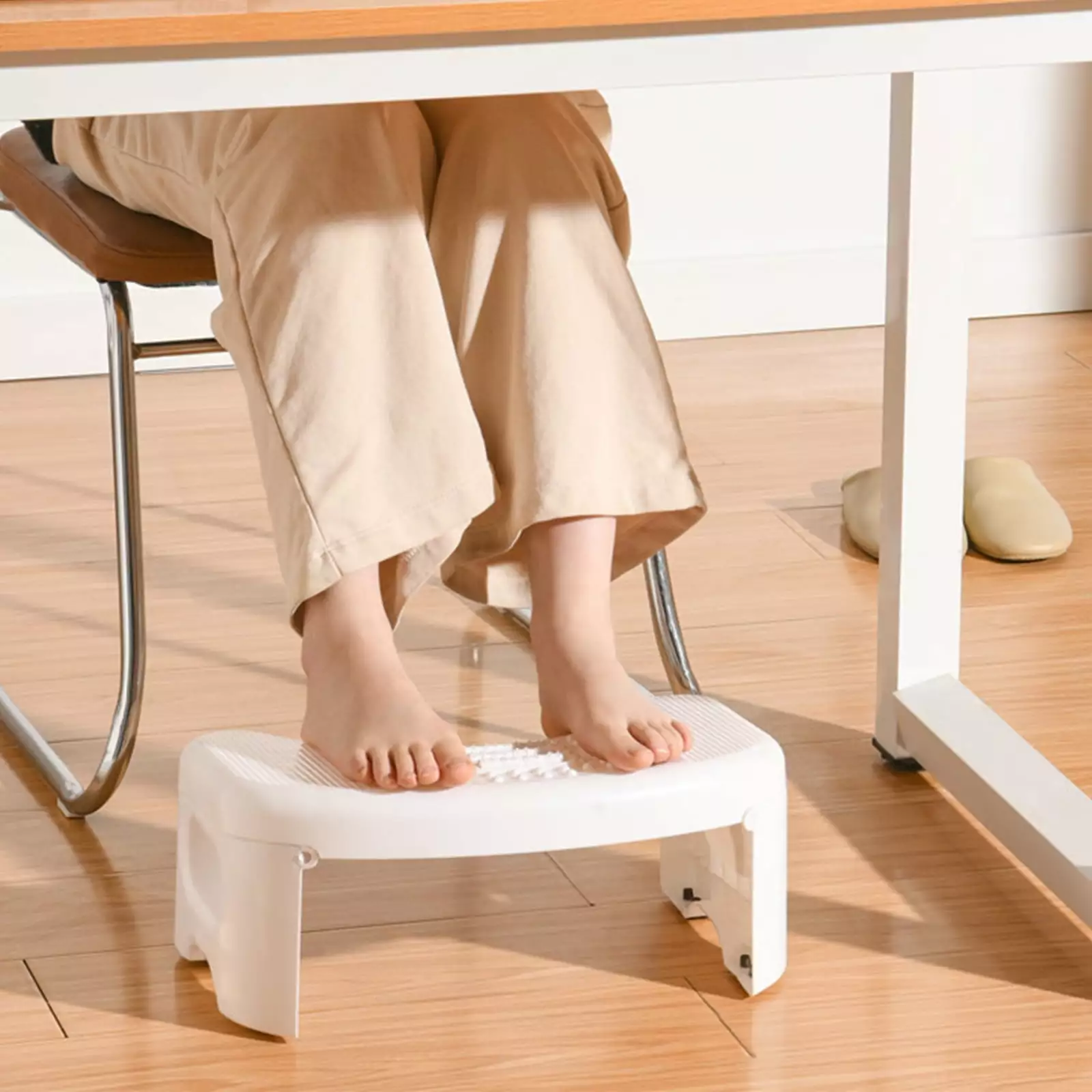 Folding Toilet Stools For Kids & Adults (1 PC). Portable & Universal Squat Toilet Footrest. Massage The Soles Of The Feet. With Non-Slip Base. 7 InTall//Toilet Brush