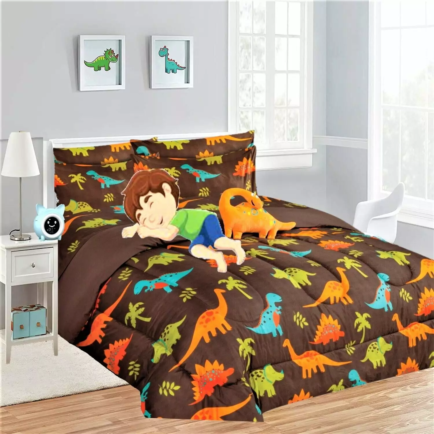 6pc Comforter for kids bedroom girl boy . Twin size dinosaur brown reversible flufly warm soft includes 1 comforter. 1 sham.1 flat sheet . 1 fitted sheet. 1 pillowcase. 1 decorative pillow