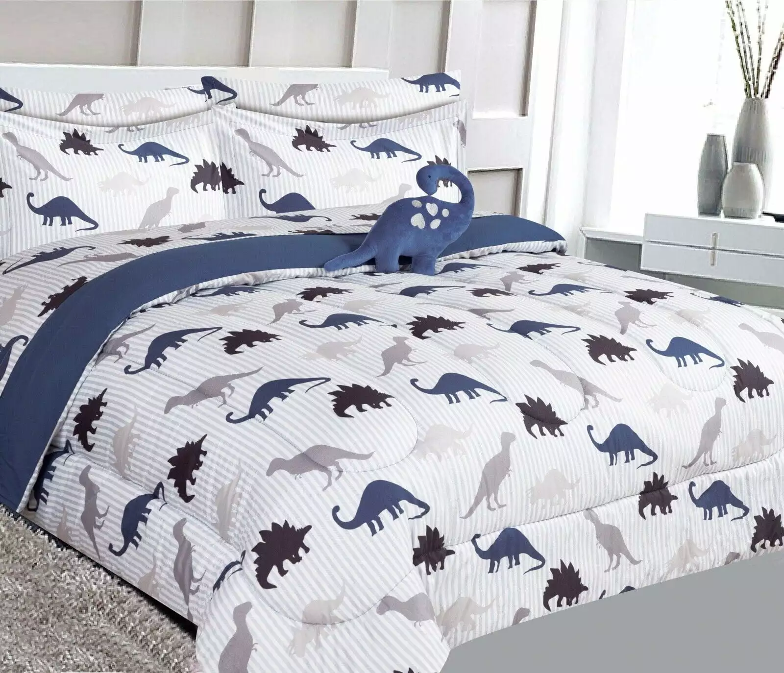 Dinosaur white print design Bed in Bag comforter & sheet set of 6 piece in twin size super soft fade resistant for girls. boys room d??cor