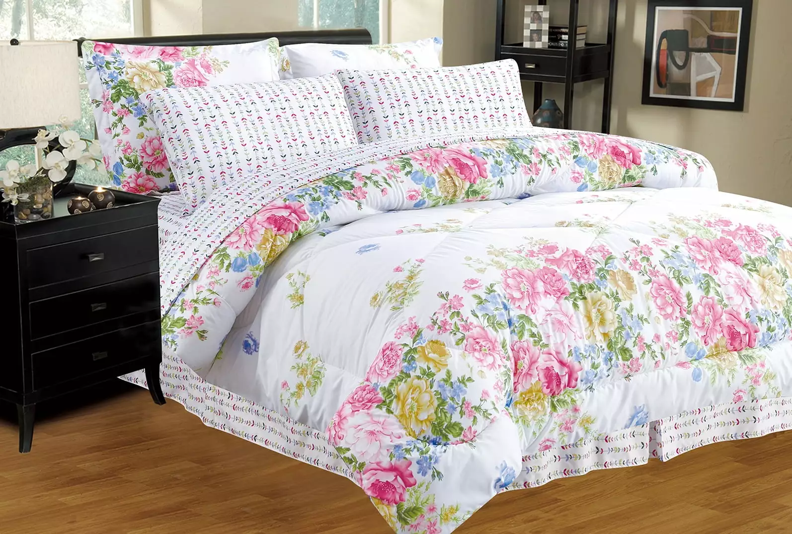 8-Piece Oret Floral Bed-in-a-Bag Comforter Set with Sheets & Pillowcases. Queen