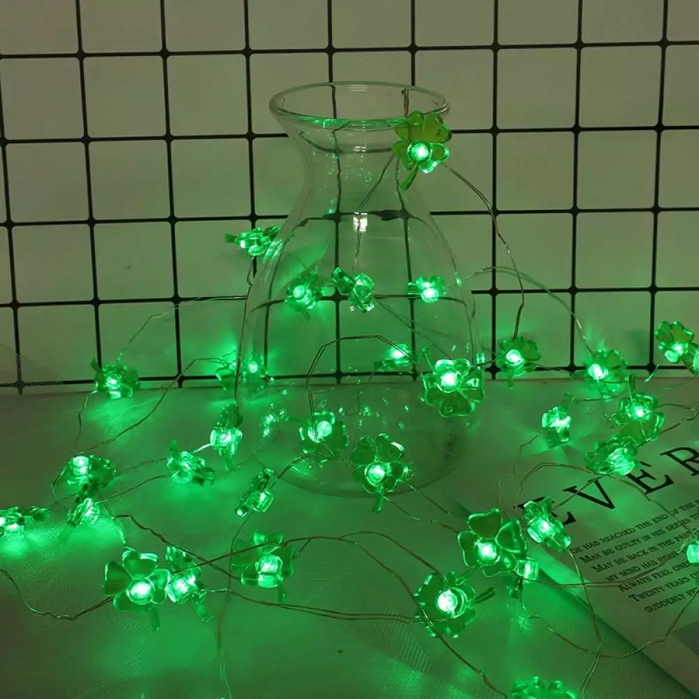 Decorative Light St. Patrick's Day Lights Shamrocks LED String Lights 13ft 40LEDs Battery Powered with Remote Fairy Lucky Clover String Lights for Bedroom Party Feast Green Irish Decoration