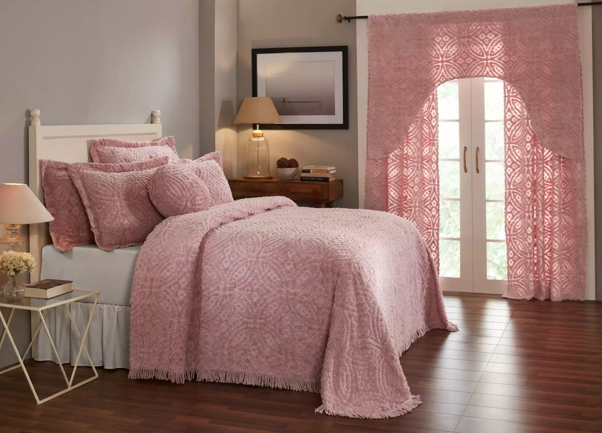 Better Trends Pink Wedding Ring 100% Cotton for All Ages Bedspread. King