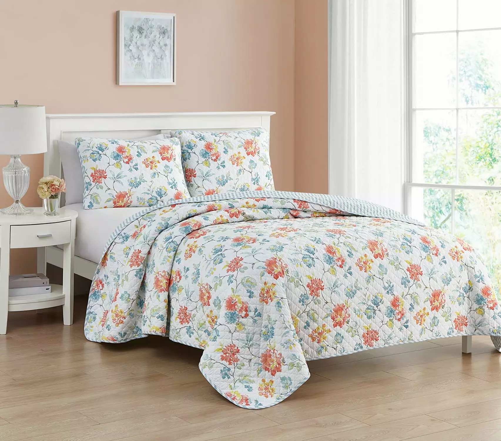 CEDAR COURT Sasha Floral. Coral. Reversible. 100% Cotton. Quilt Bedding Set. King. 3 Piece