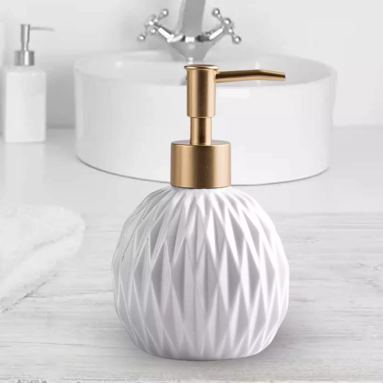 Ceramic Soap Dispenser Hand Pump hand Bottle Refillable Bottle for Home Bathroom Decoration Office White