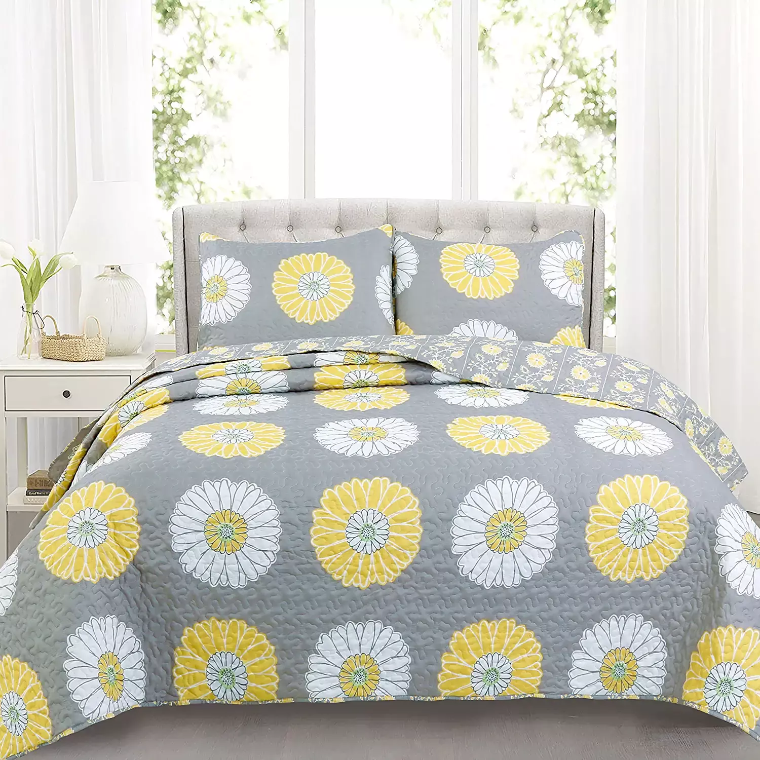 Cozy Line Home Fashions Brianna Floral Yellow/Gray 2-Piece Quilt Bedding Set. Twin