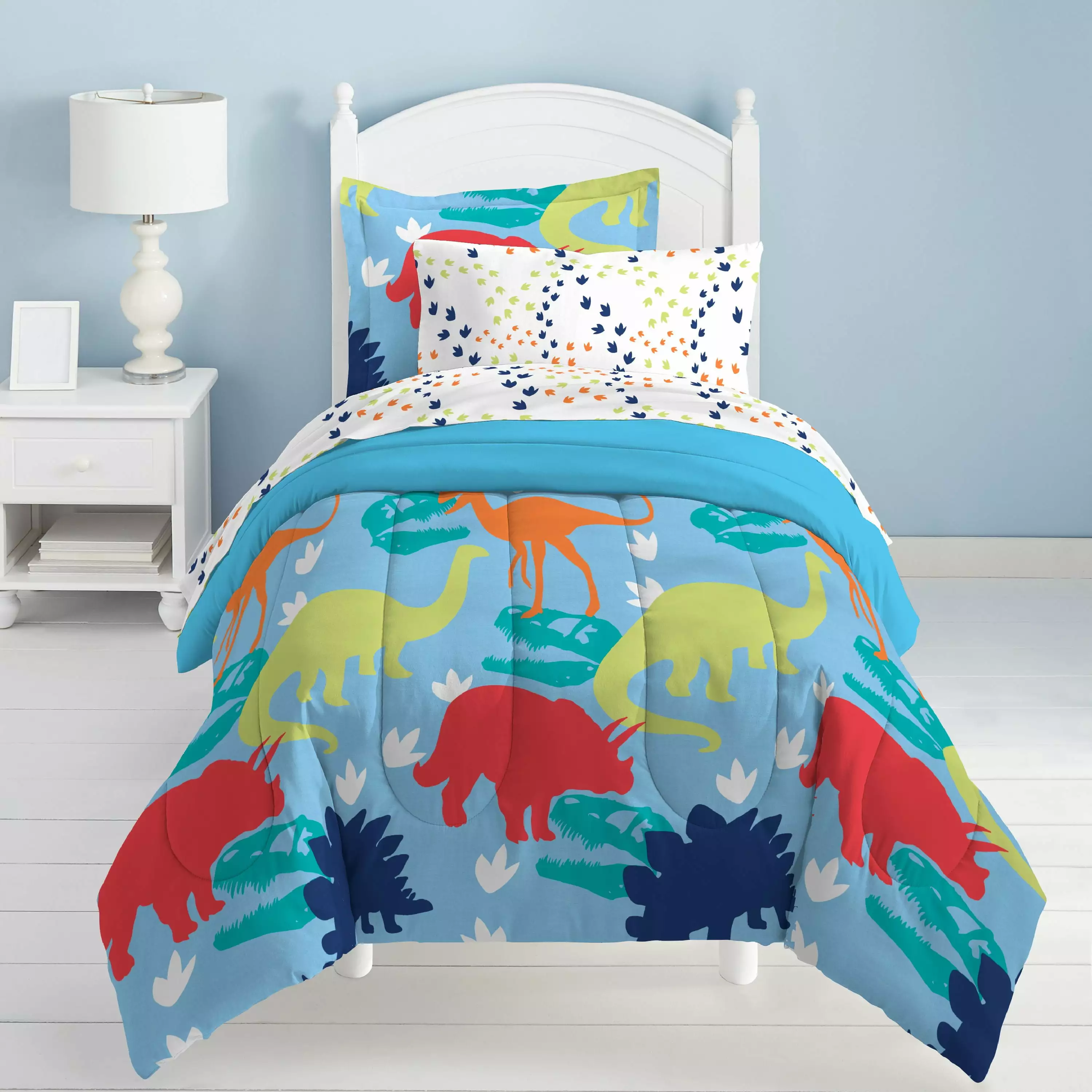 Dream Factory Dinosaur Twin 5 Piece Comforter Set. Cotton/Polyester. Blue. Red. Green. Orange. Multi. Child. Male