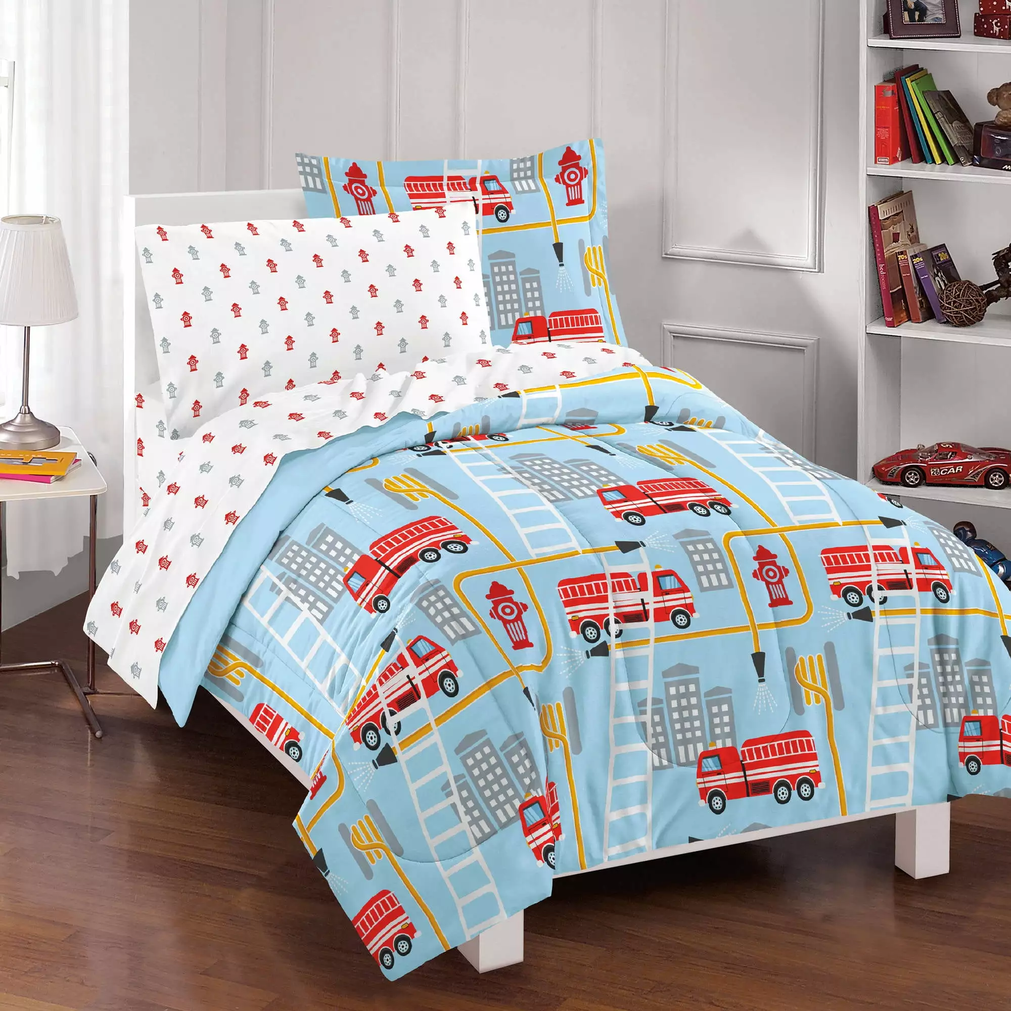 Dream Factory Fire Truck Twin 5 Piece Comforter Set. Polyester. Blue