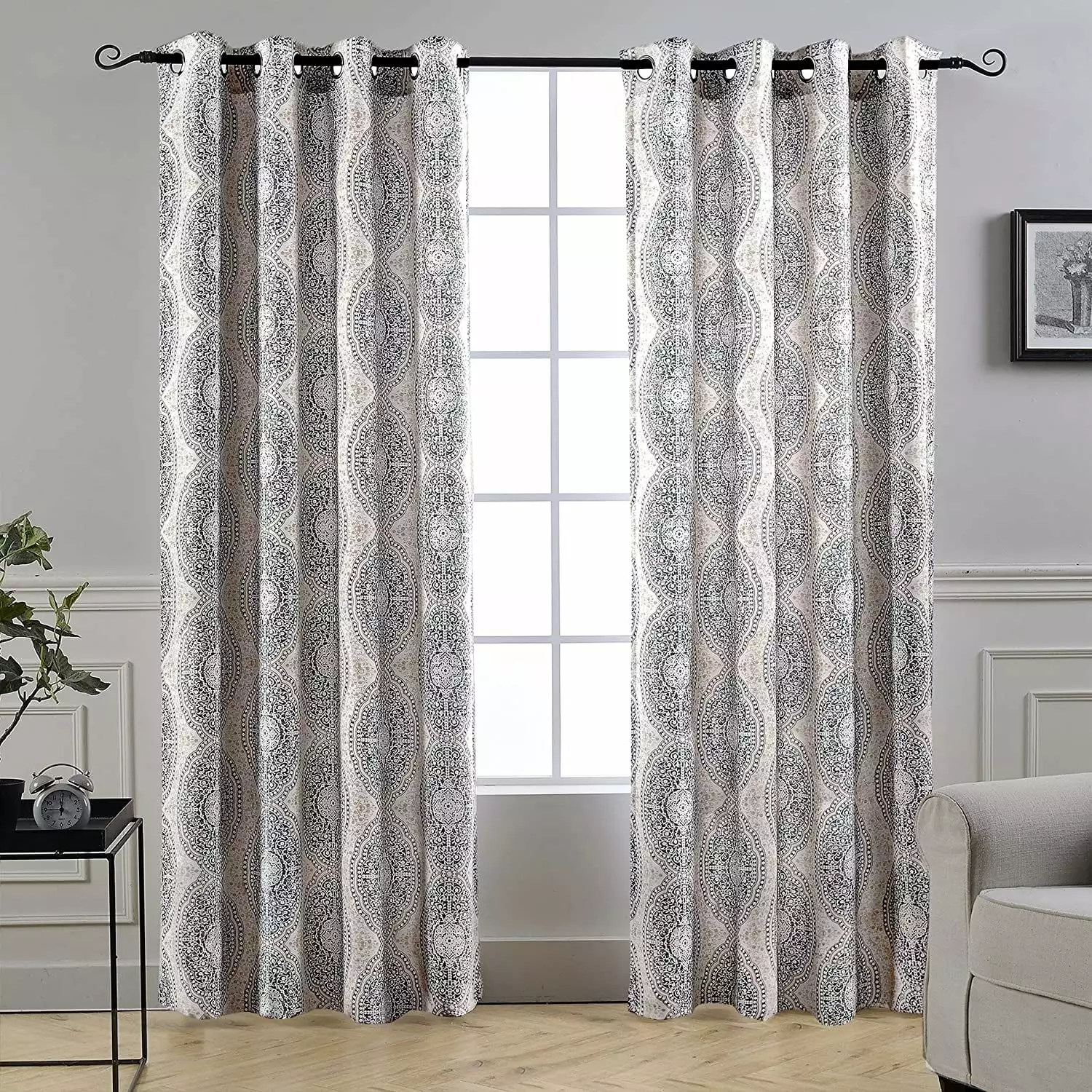 DriftAway Adrianne Damask/Floral Pattern Thermal/Room Darkening Grommet Unlined Window Curtains. Set of 2 Panels. Each 52X84. Beige/Gray