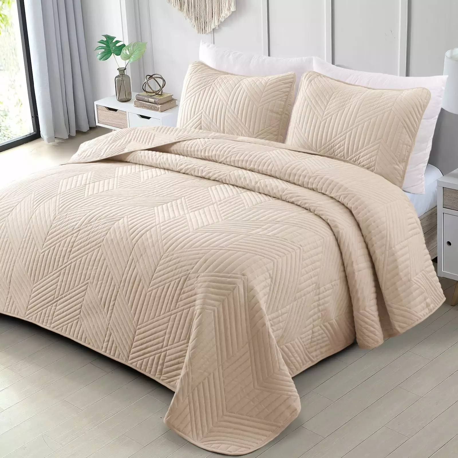 Exclusivo Mezcla Ultrasonic Full Queen Quilt Bedding Set. Lightweight Brich Beige Bedspreads Soft Modern Geometric Coverlet Set for All Seasons (1 Quilt and 2 Pillow Shams)