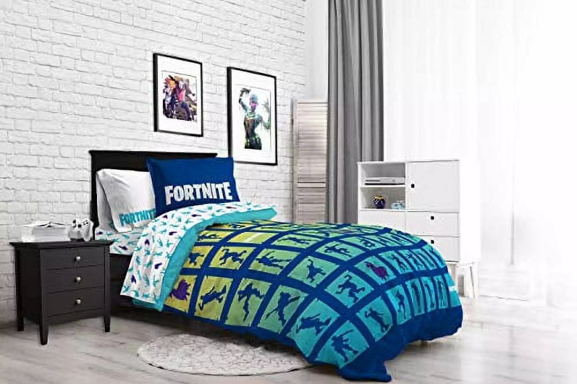 Fortnite Boogie Bomb 7 Piece Full Bed Set. 100% Microfiber. Blue. Gaming Bedding: