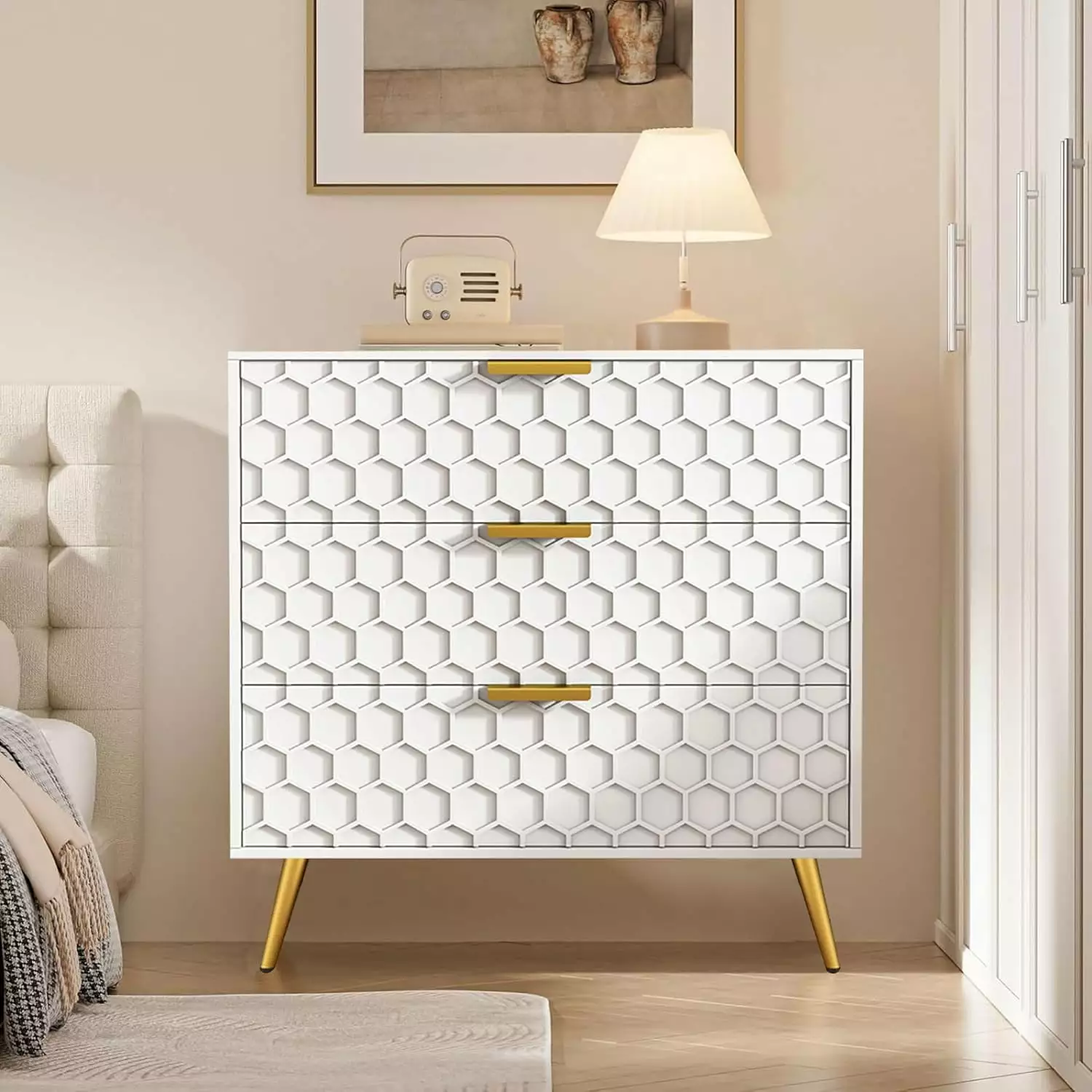 Furtivusia Modern Bedside Table Dresser. White Nightstand with Drawers. Wood Chest of Drawers for Bedroom. Living Room