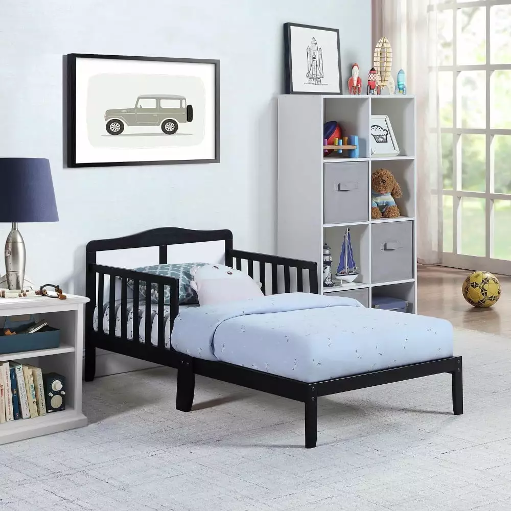 HQIT Toddler Bed in Black. Greenguard Gold Certified. Low To Floor Design. Non-Toxic Finish. Safety Rails. Made Of Solid Wood