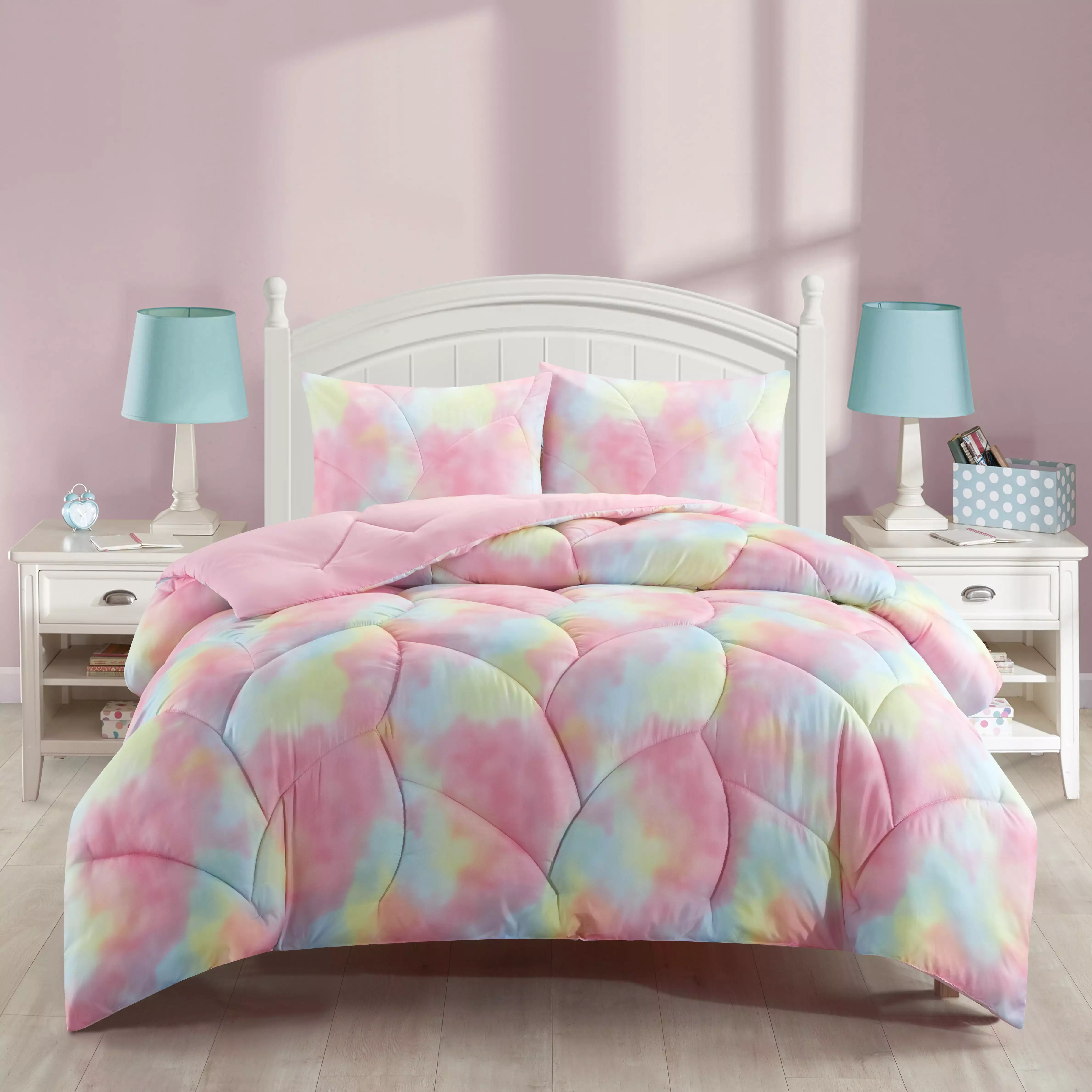 Heritage Club Super Puffy Ombre Comforter Set. Pink Rainbow. Twin