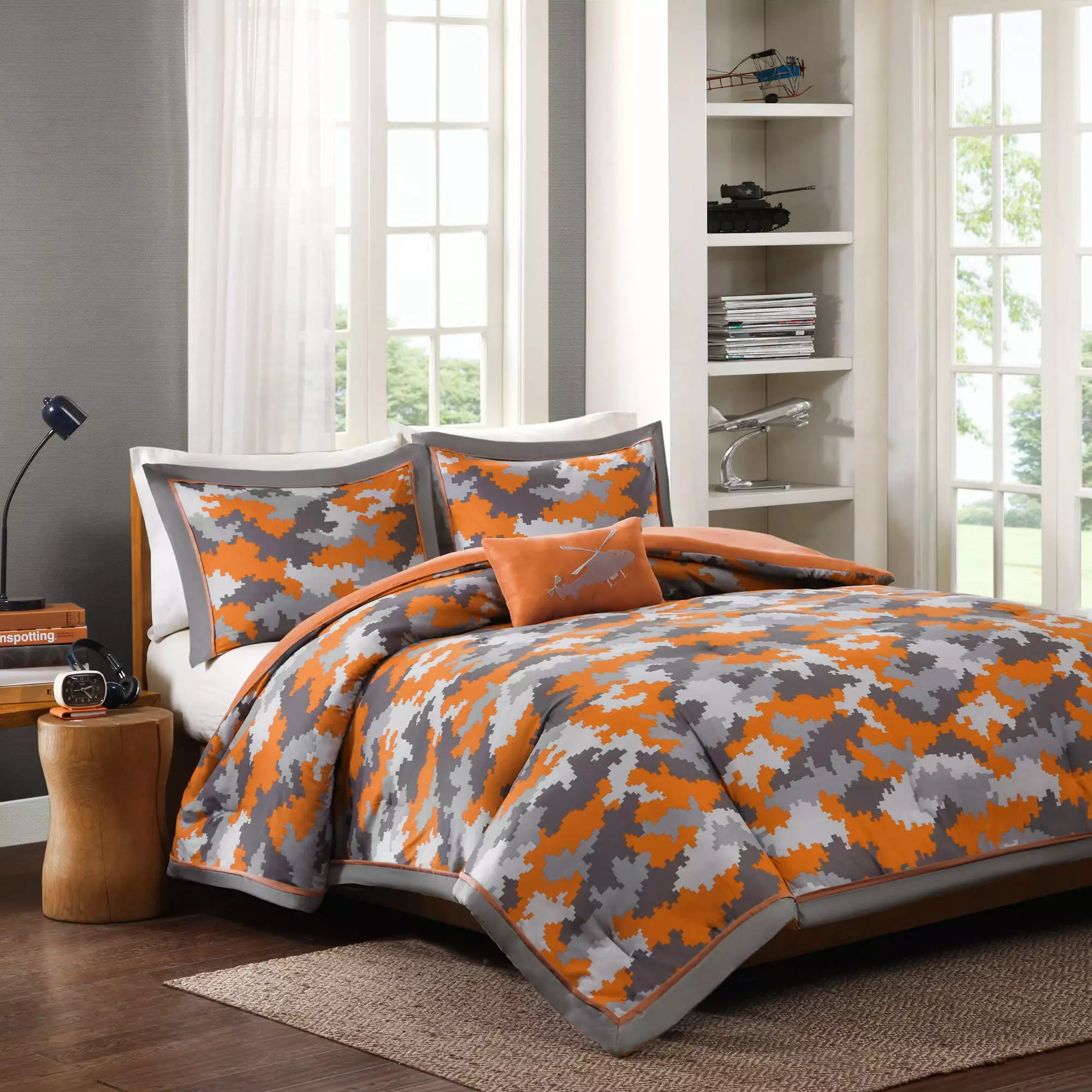 Home Essence Teen Jacob Spice Camouflage 4 Piece Comforter Set. Full/Queen