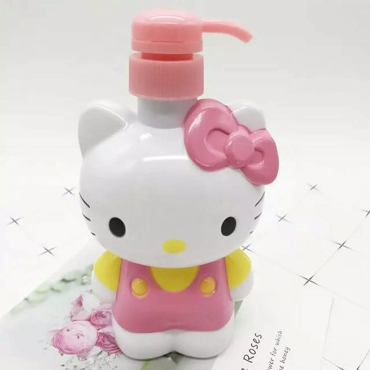 Kawaii Sanrio Hello Kitty Cat Shower Wash Lotion Cute Split Bottle Cartoon Girl Heart Press Bottle Gifts Children Birthday Gift