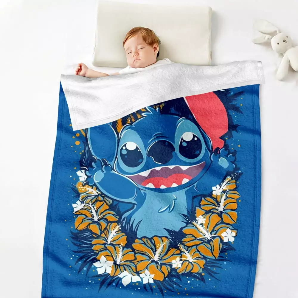 Lilo & Stitch Plush Flade Pluffy Baby Baby Carpet is super soft and lightweight printed men and women.Stitch super large bed blankets are suitable for children