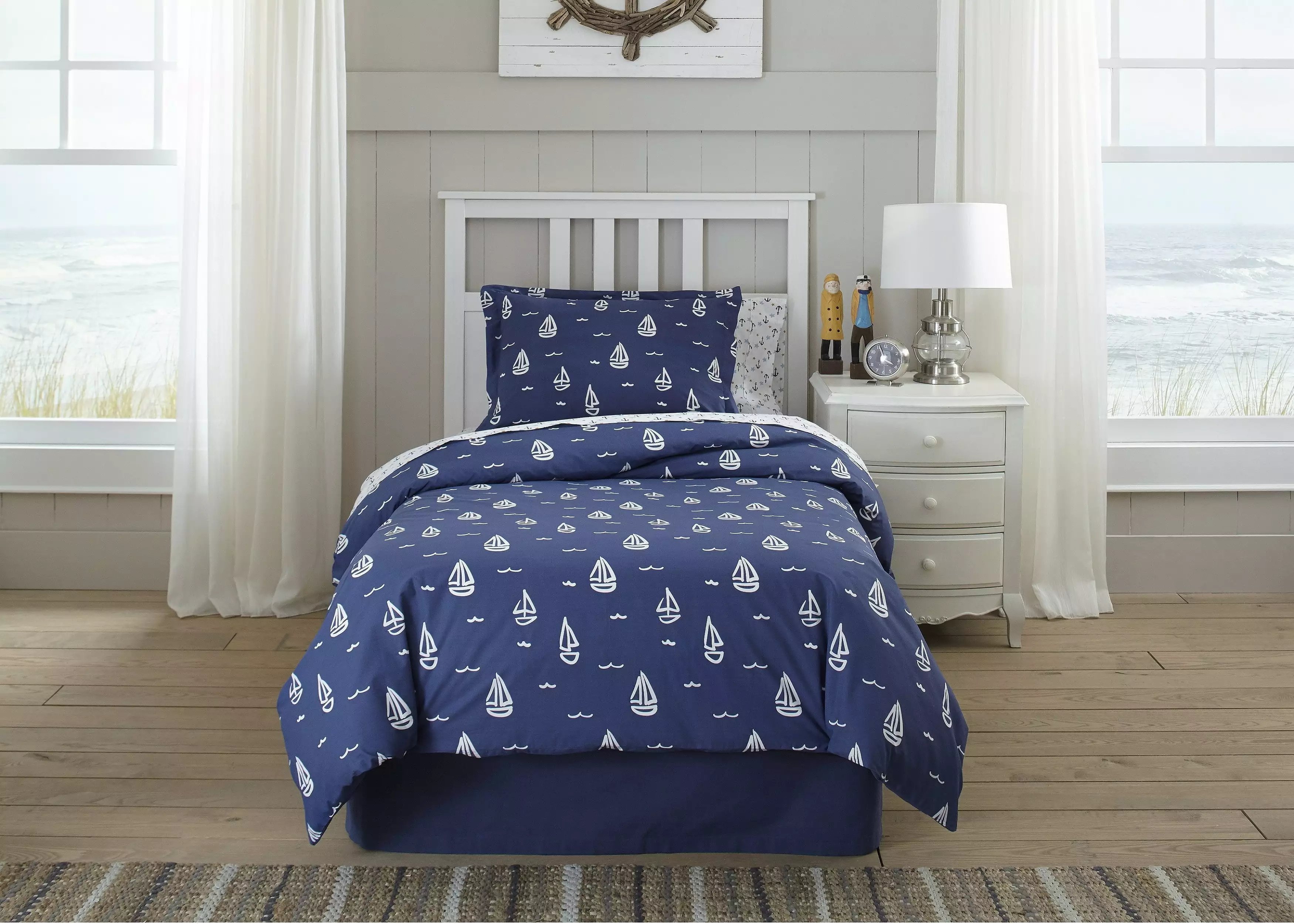 Lullaby Bedding Away at Sea Printed 4-piece Comforter Set Queen 4 Piece