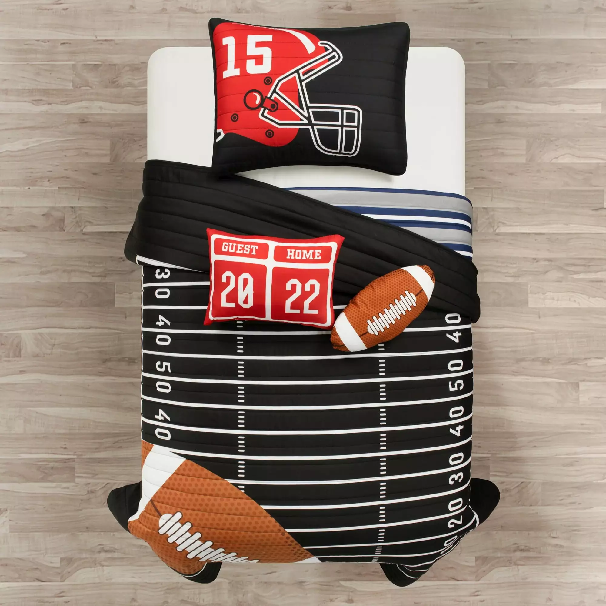 Lush Decor American Football Reversible Oversized Kids Quilt Black/Navy 4Pc Set Twin