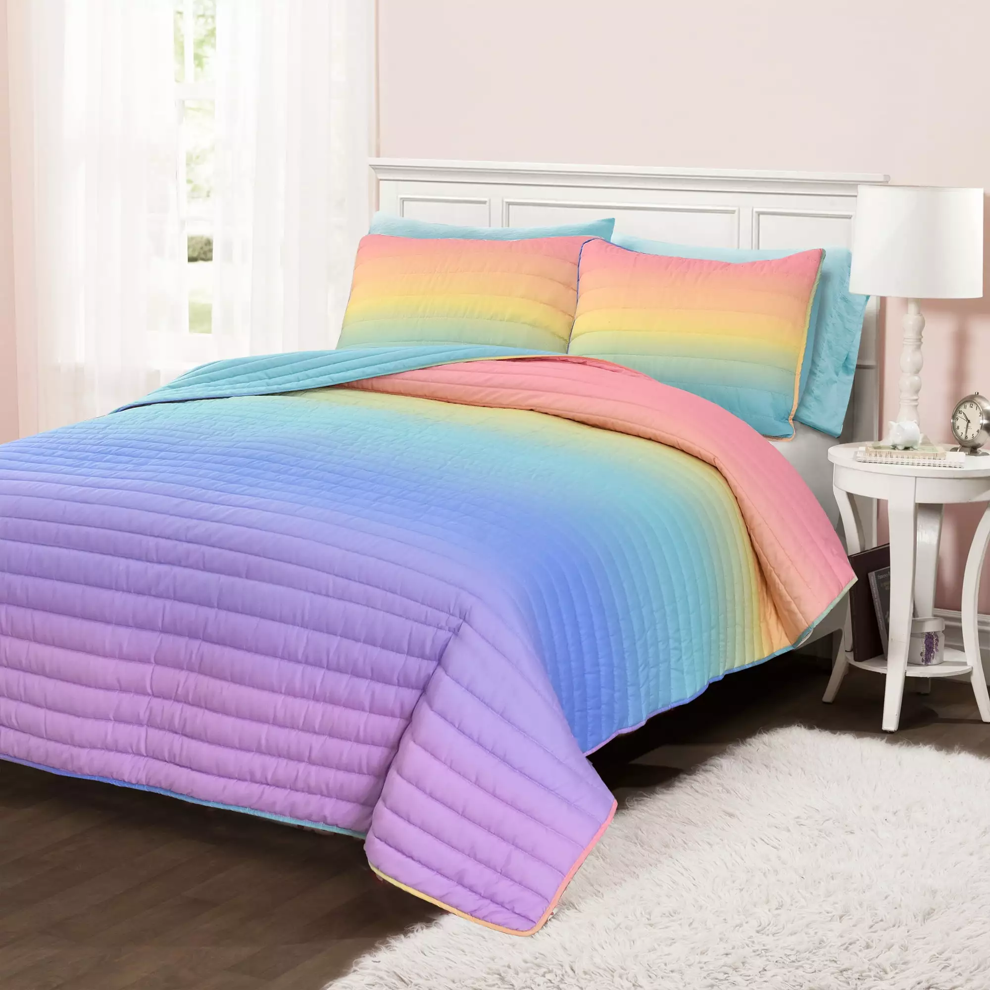 Lush Decor Ombre 5 Piece Quilt Sets. Full/Queen with Pillow Shams. Pillowcases