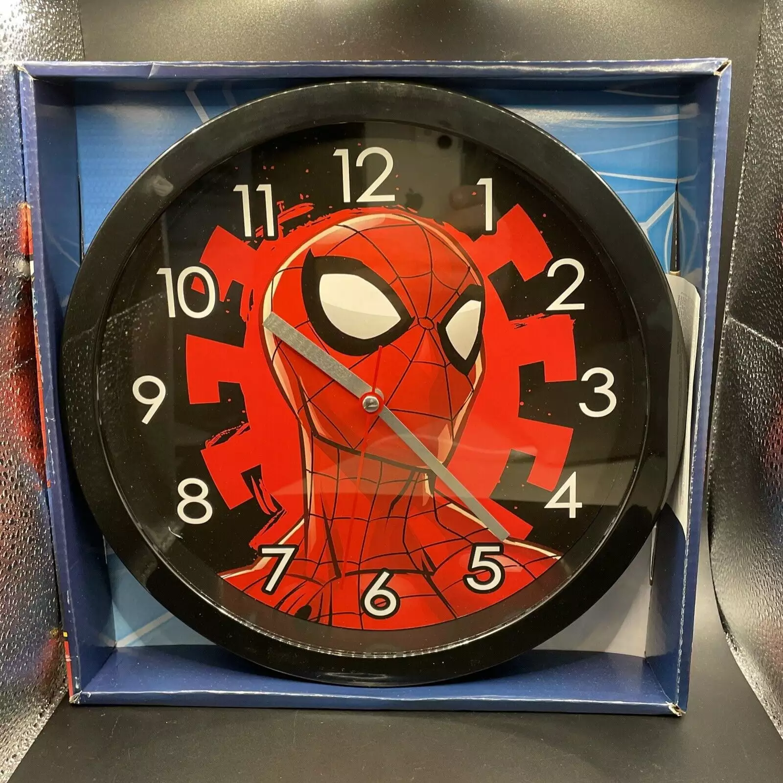 Marvel Spiderman Analog Face Pose Clock Battery Operated