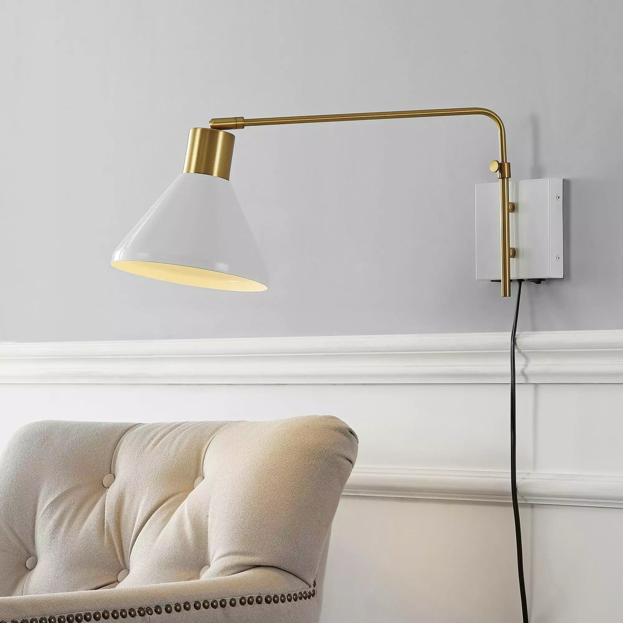 Max 20.5 Swing Arm 1-Light Modern Midcentury Iron USB Charging Port LED Sconce. White/Brass Gold