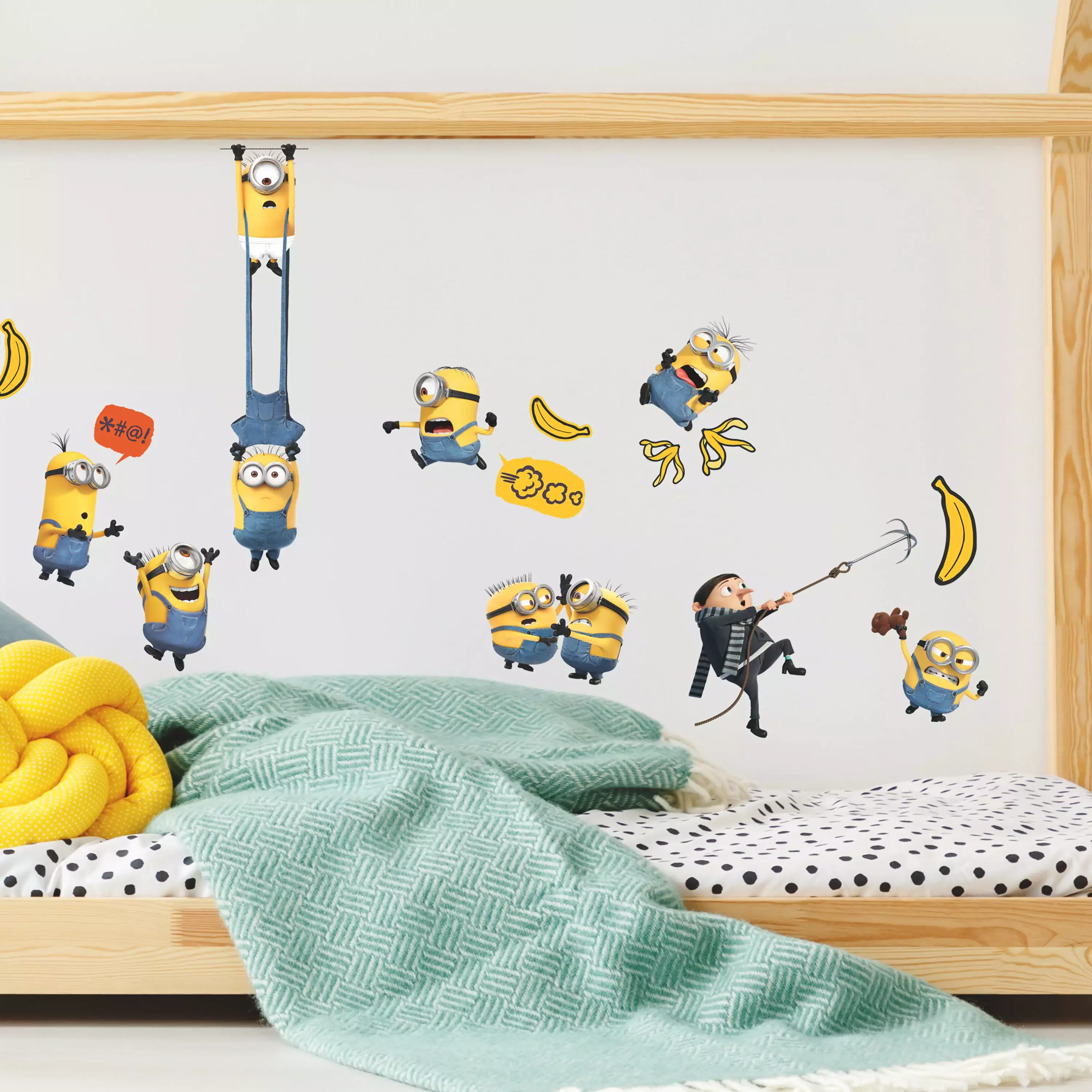 Minions: The Rise of Gru Peel and Stick Wall Decals