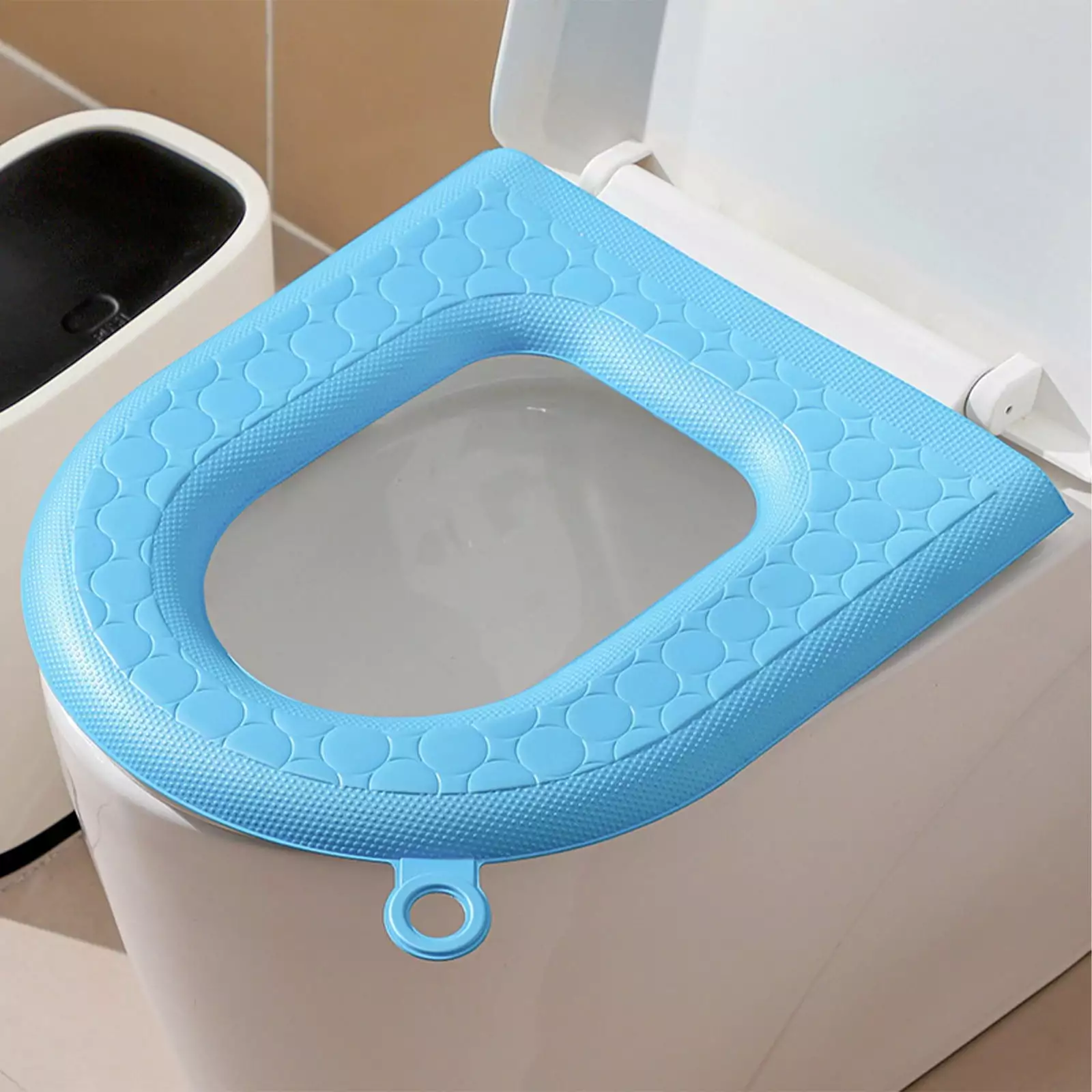 Naxoaeo Clearance Toilet Seat with Easy Clean & Change Hinge. ROUND. Soft Standard Vinyl Toilet Seat. Soft Vinyl Cover with Comfort Foam Cushioning - Fits All Standard Size Fixtures