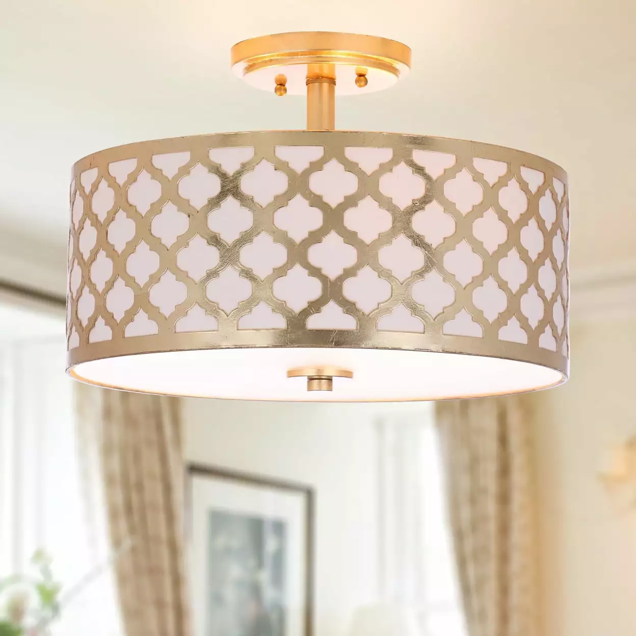 SAFAVIEH Kora 3-Light Quatrefoil 15 in. Dia. Flush Mount. Gold