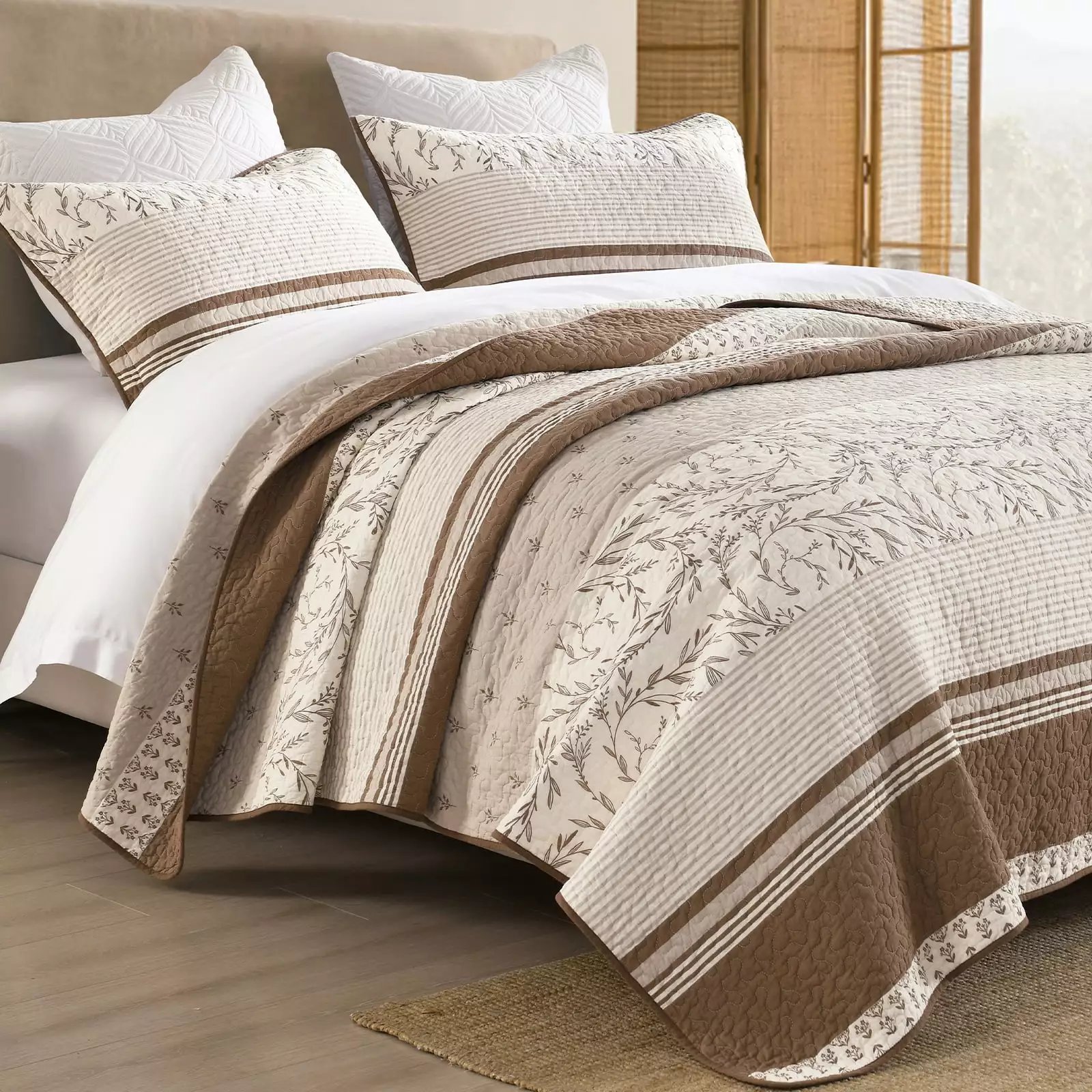 SahSahCasa Quilt Set Queen Size - 100% Cotton Botanical Farmhouse Quilts Queen Size. Lightweight Striped Quilted Bedspread. Beige Brown Queen Quilt Bedding Set All Season. 3 Pieces