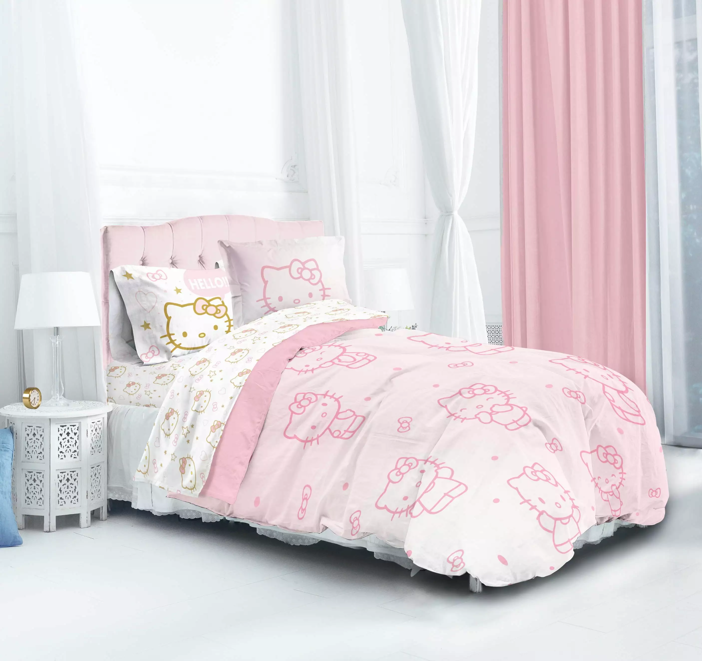 Sanrio Hello Kitty Stars 5 piece Twin Bed Set with sham 100% Polyester