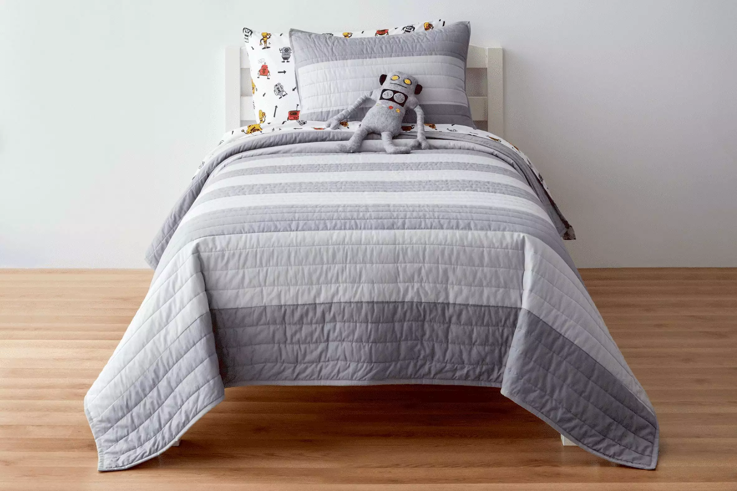 Saturday Park Rugby Stripe Grey Quilt