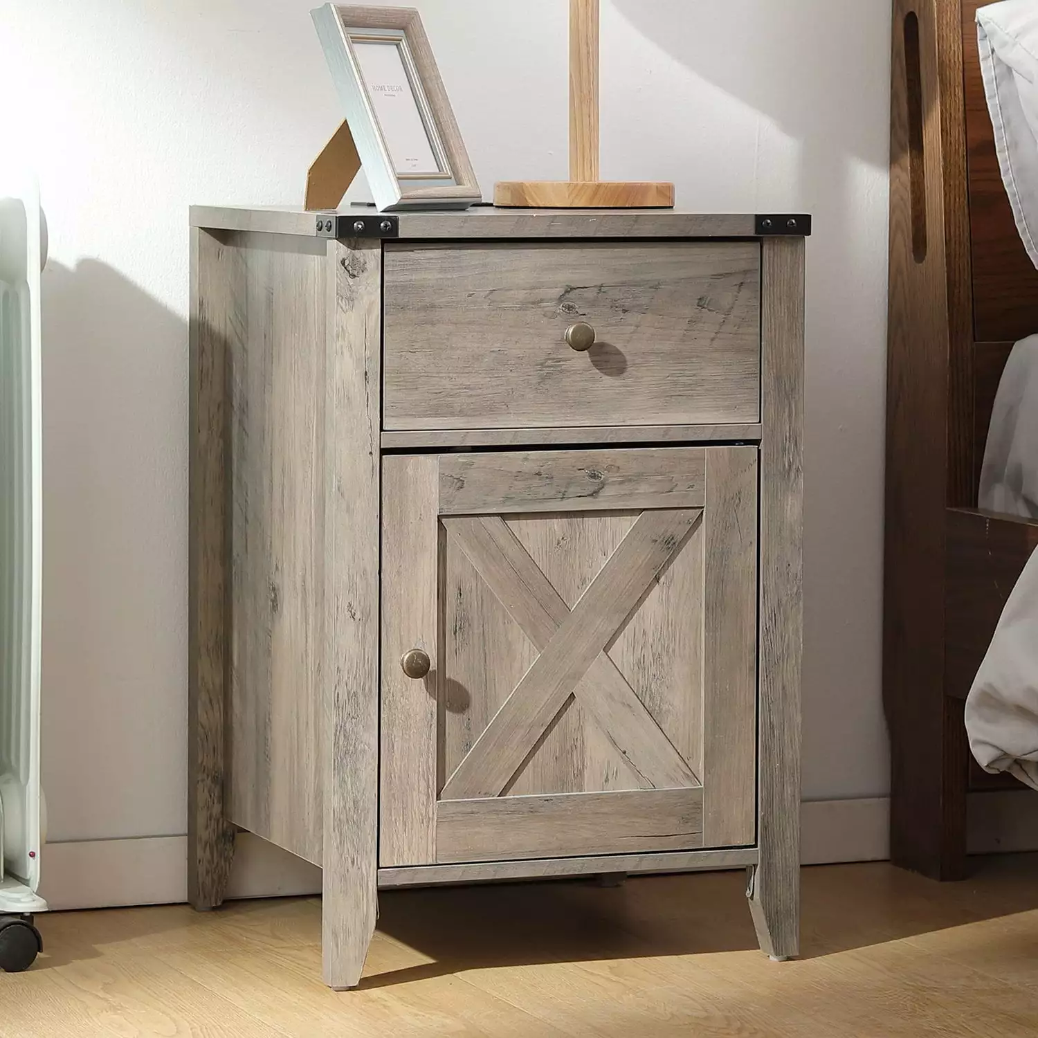 Tolead Barnwood Rustic Nightstand with Barn Door and Drawers. Weathered Oak Style. Living Room. Bedroom. Gray Wash