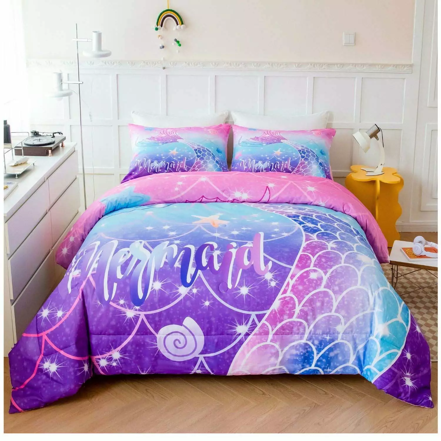 URBONUR 3 Pieces Mermaid Full Bedding Sets for Girls. Glitter Mermaid Tail Comforter Decor Fish Scale Kids Comforter Set. Colorful Rainbow Bed Comforter Set with Pillowcases