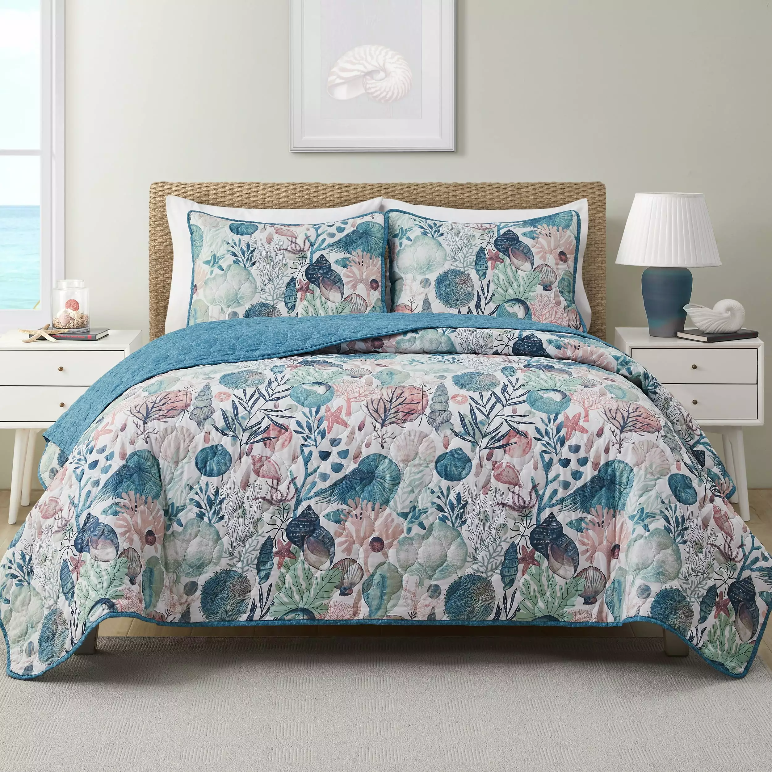 VCNY Home Ivory Coast 3-Piece Blue/Green Abstract Reversible Quilt Set. Full/Queen. Adult. Unisex