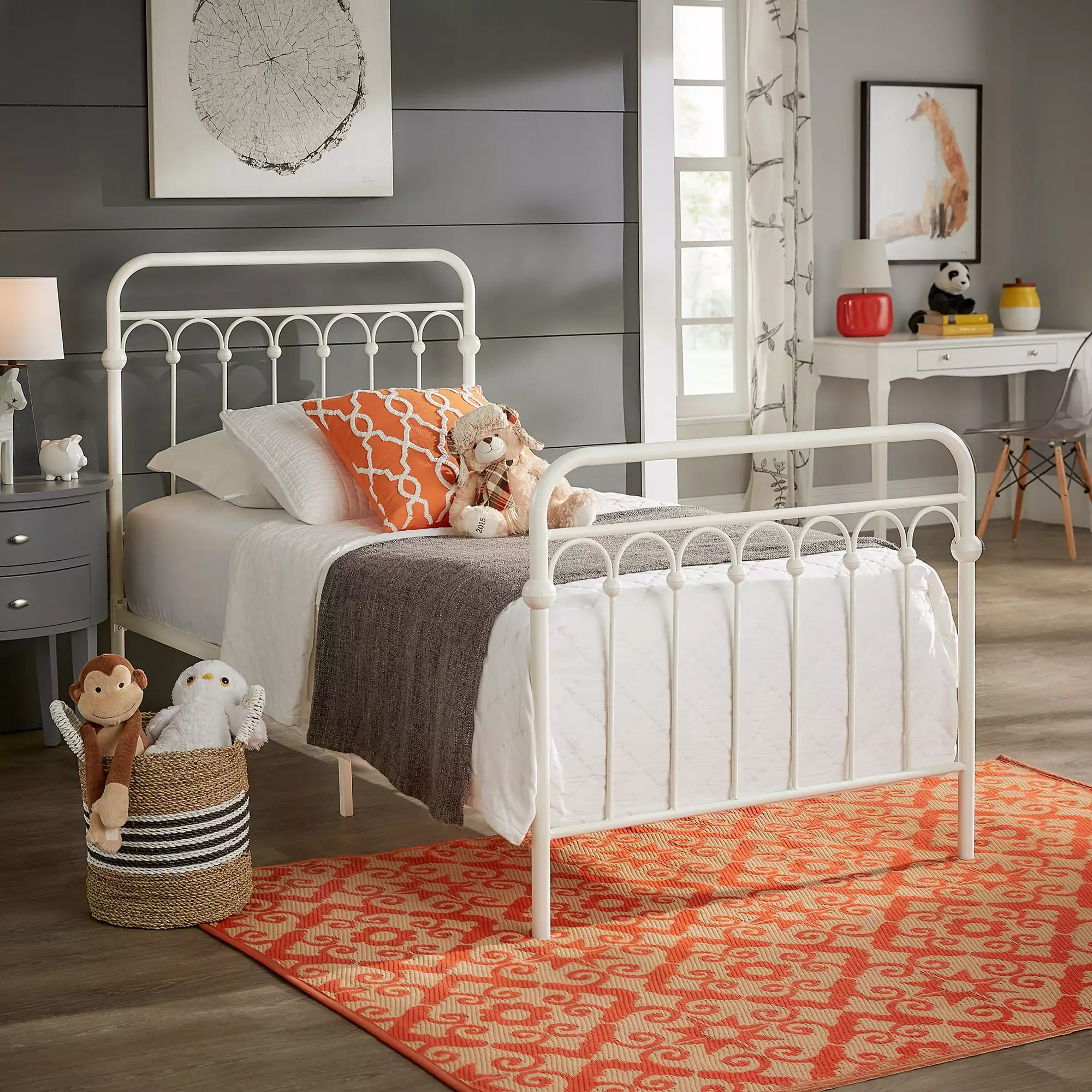 Weston Home Gabrielle Metal Arches Platform Twin Bed. White