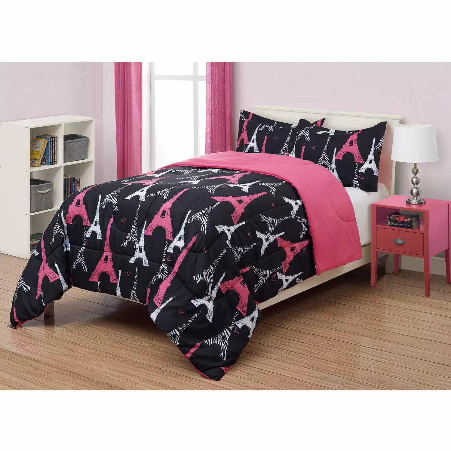 Your Zone 3 Piece Pink and Black Paris Comforter Set. Full/Queen