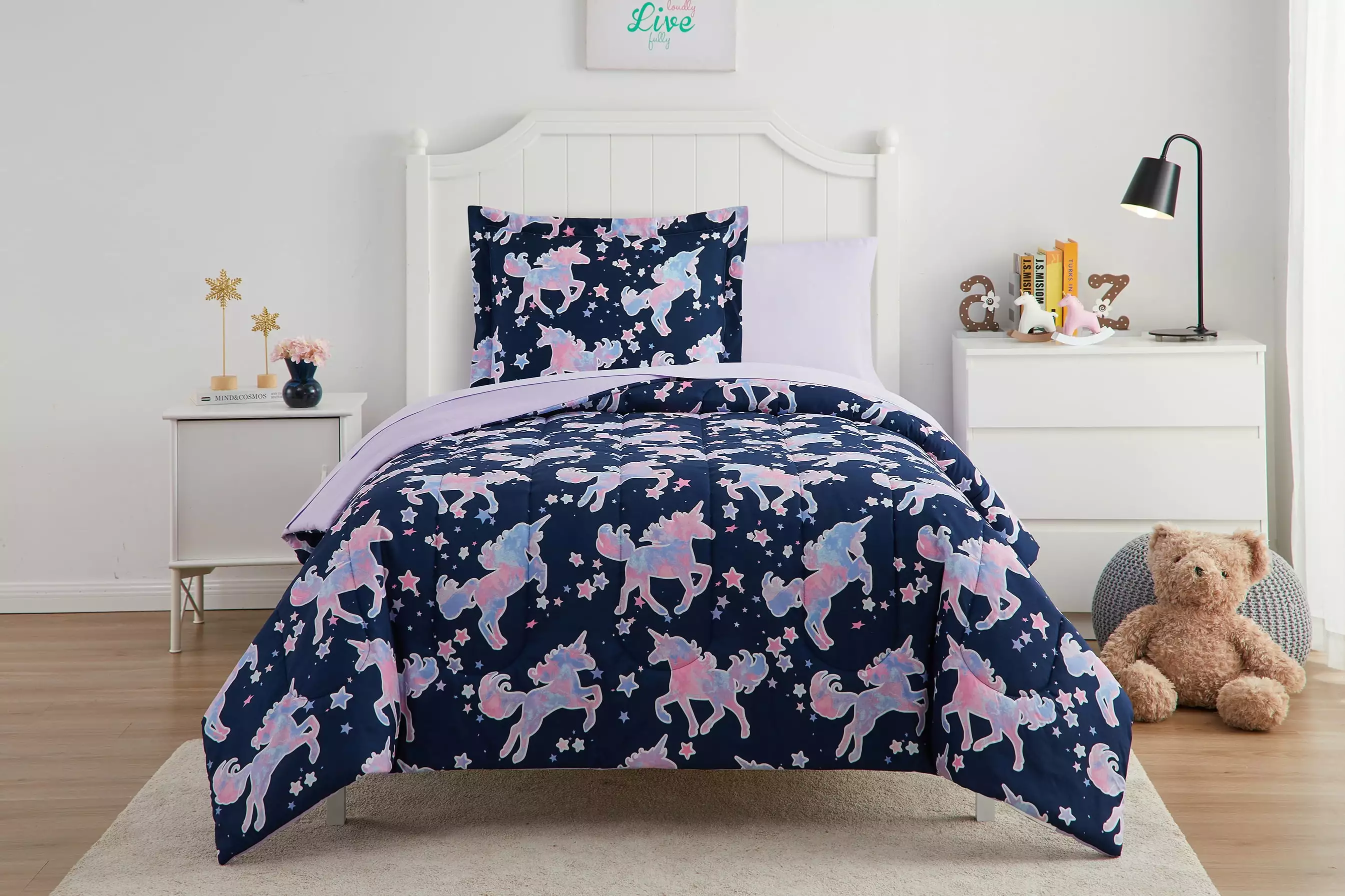 Your Zone 5-Piece Glow in the Dark Unicorn Bed in a Bag. Twin