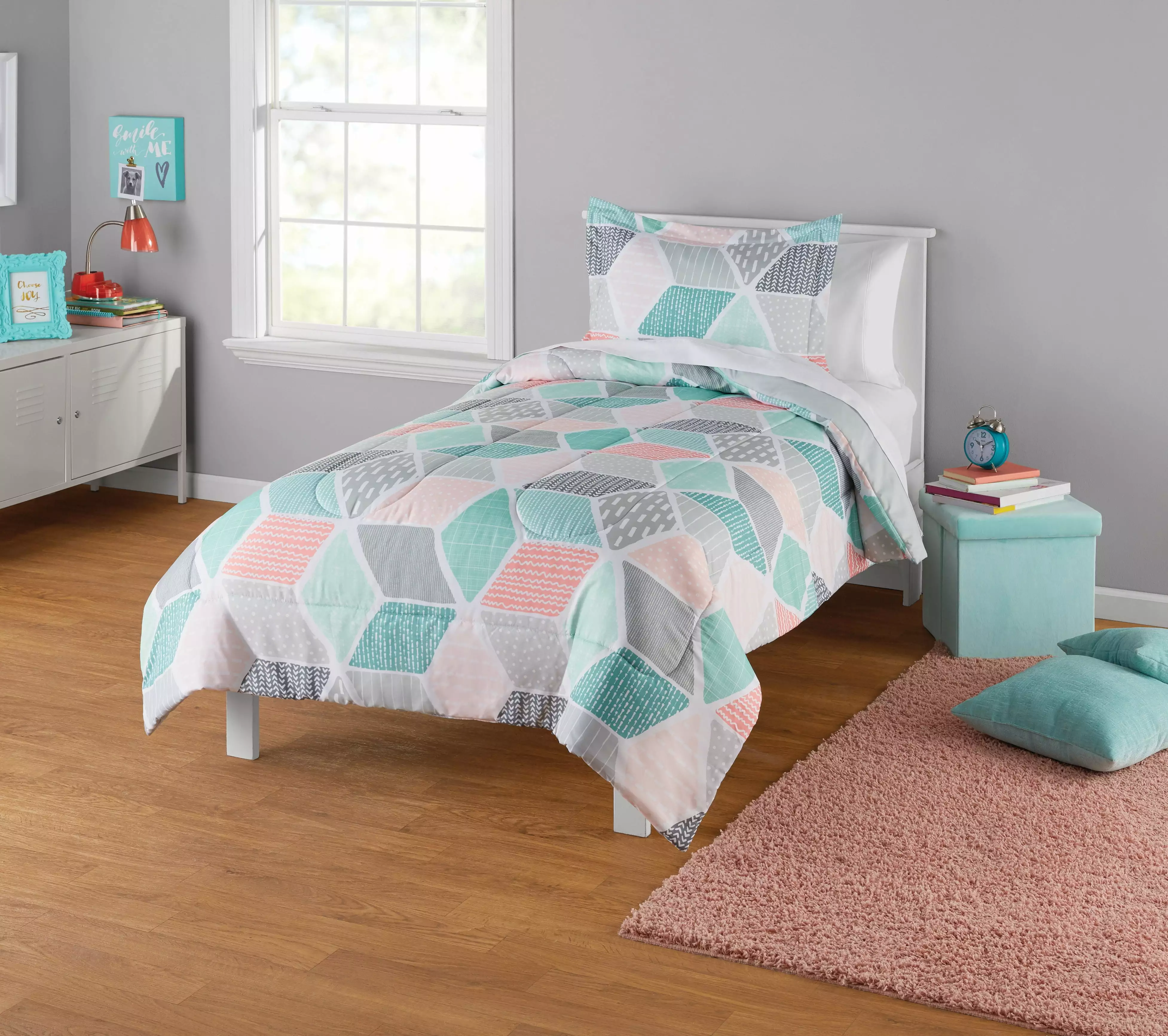 Your Zone All over Geo Print Comforter Set. Twin XL