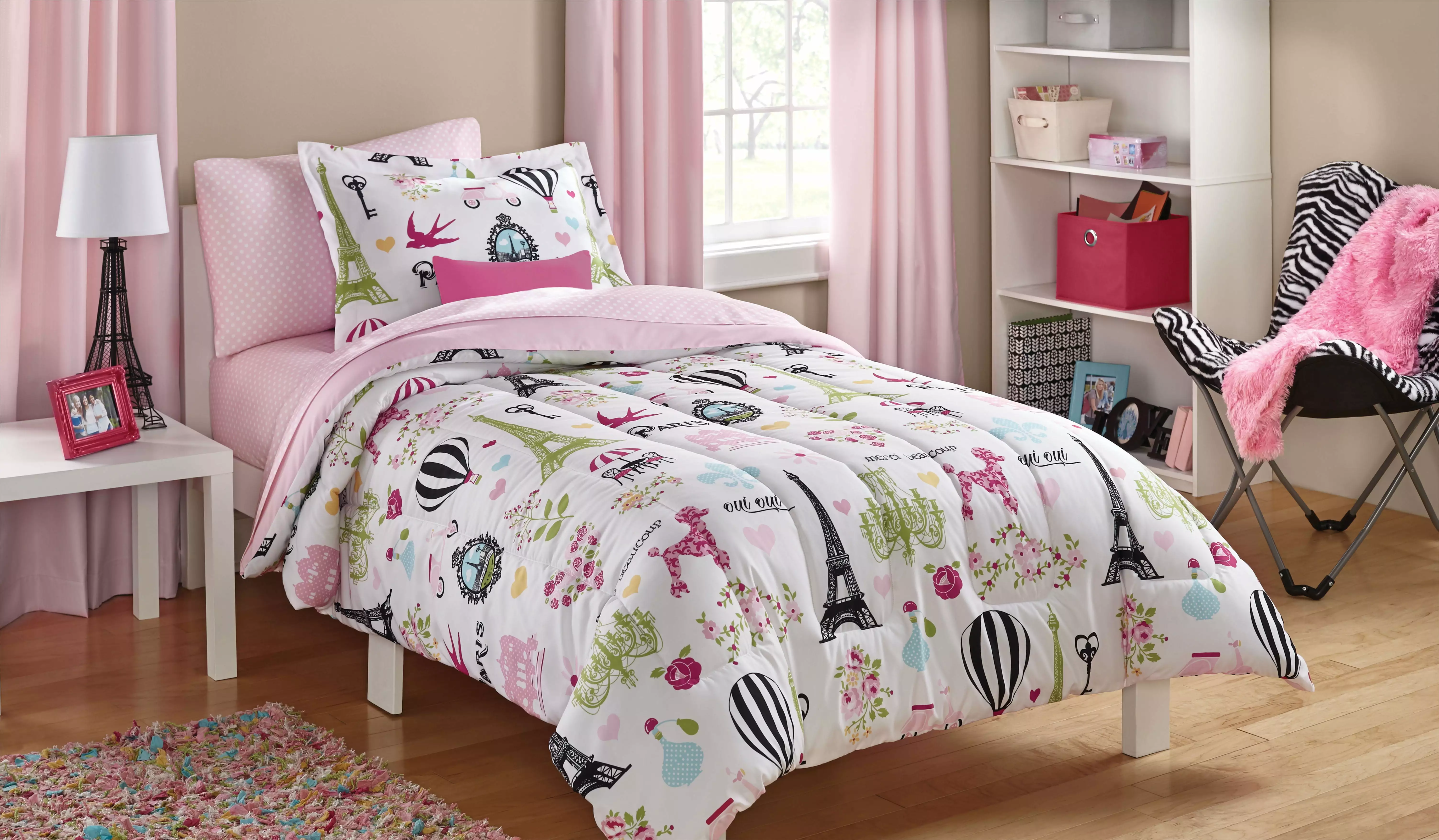 Your Zone French style Printed Paris Bed-in-a-Bag. Twin With Comforter Sham Pillowcases